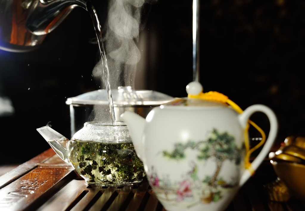 green-herbal-tea-glass-teapot-tea-table-tea-ceremony (1).jpg green-herbal-tea-glass-teapot-tea-table-tea-ceremony (1).jpg